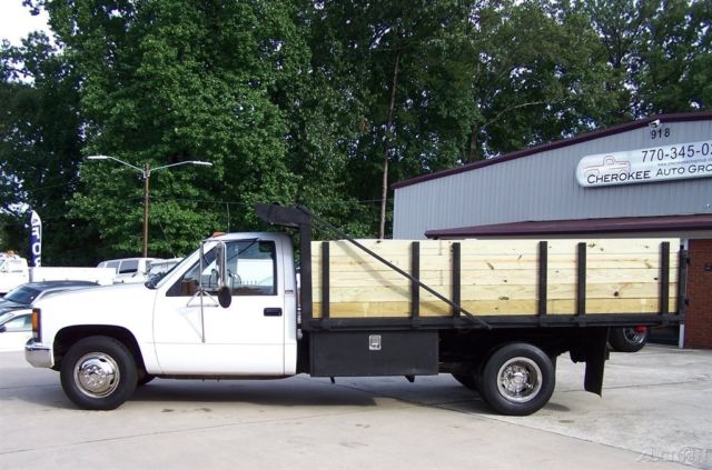 1991 White GMC Sierra 3500