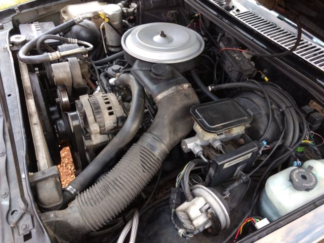 1991 Black Chevrolet S-10 Standard Cab Pickup