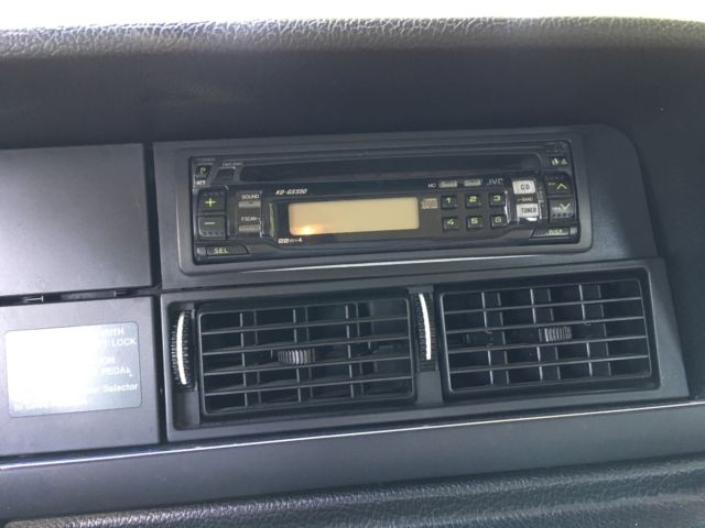 1991 White Volvo 240 Sedan