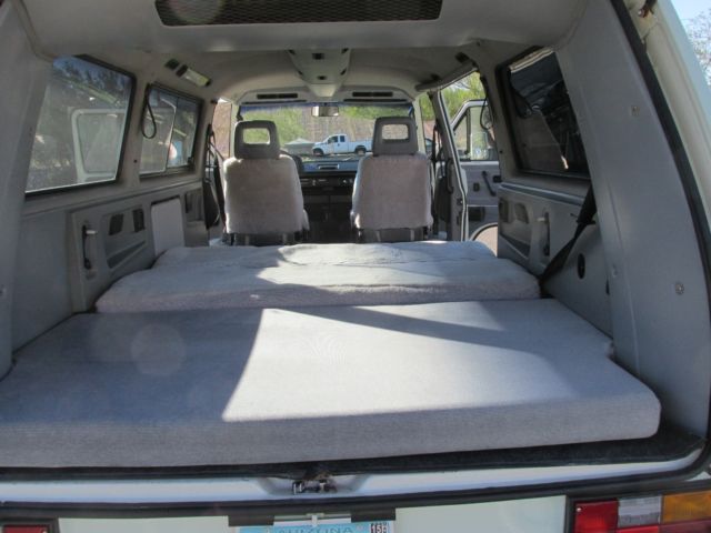 1991 PASTEL GREEN Volkswagen Bus/Vanagon VAN