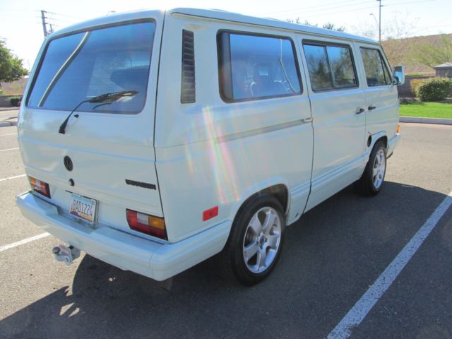1991 PASTEL GREEN Volkswagen Bus/Vanagon VAN