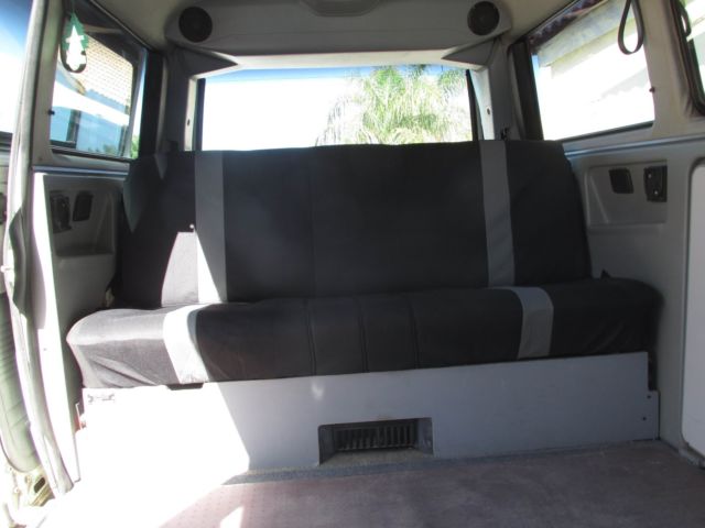 1991 PASTEL GREEN Volkswagen Bus/Vanagon VAN