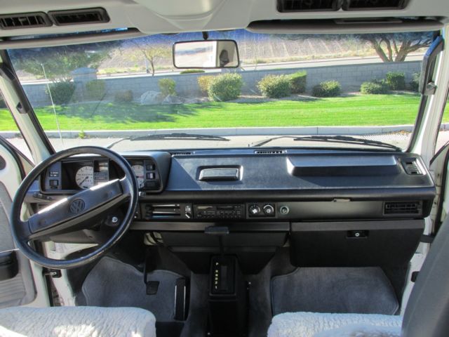 1991 PASTEL GREEN Volkswagen Bus/Vanagon VAN