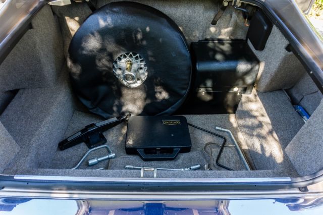 1991 LIGHT BRONZE Jaguar XJS COUPE Coupe