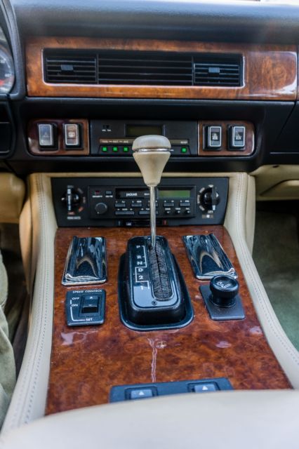 1991 LIGHT BRONZE Jaguar XJS COUPE Coupe
