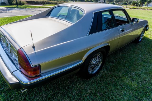 1991 LIGHT BRONZE Jaguar XJS COUPE Coupe