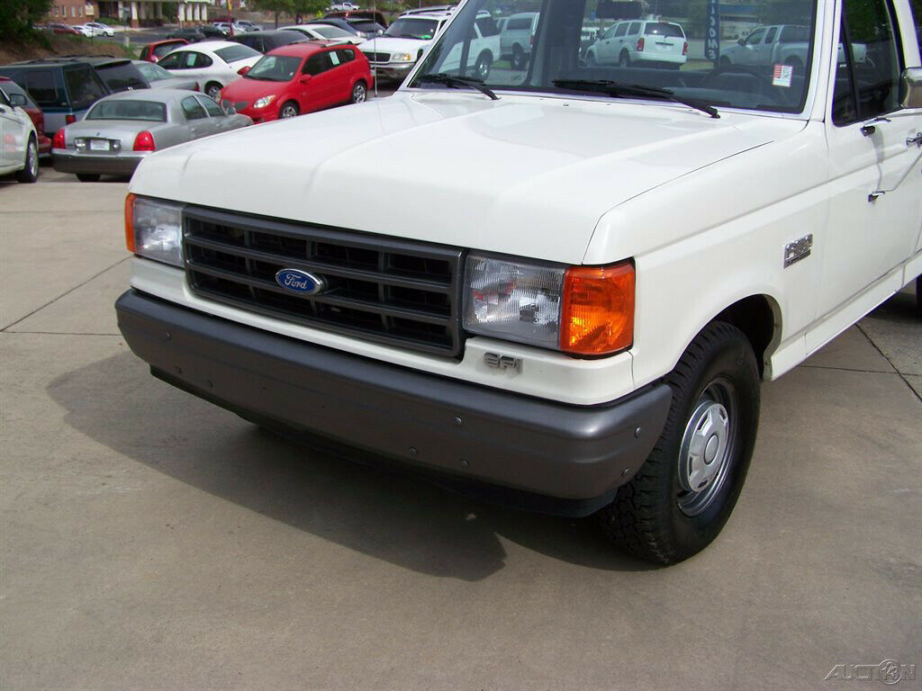 1991 White Ford F-150