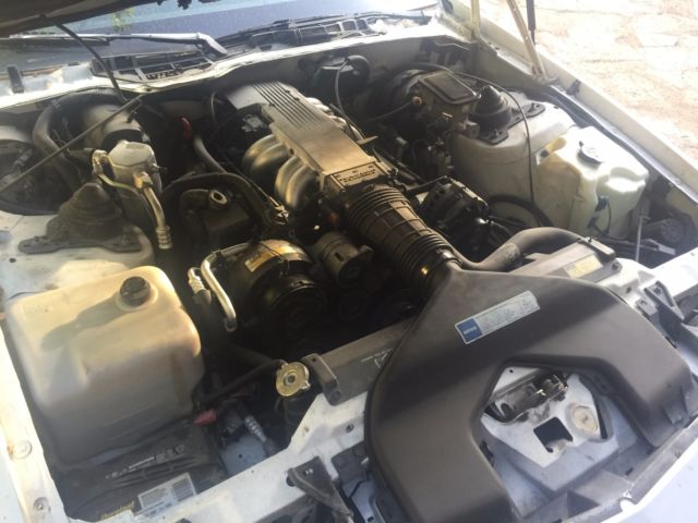 1991 White Chevrolet Camaro Coupe