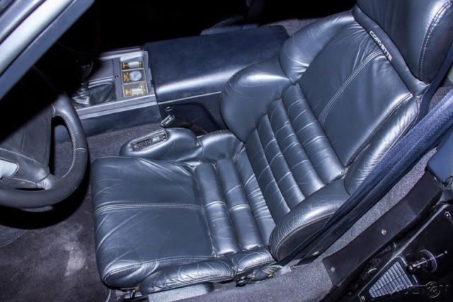 1991 Black Chevrolet Corvette Hatchback