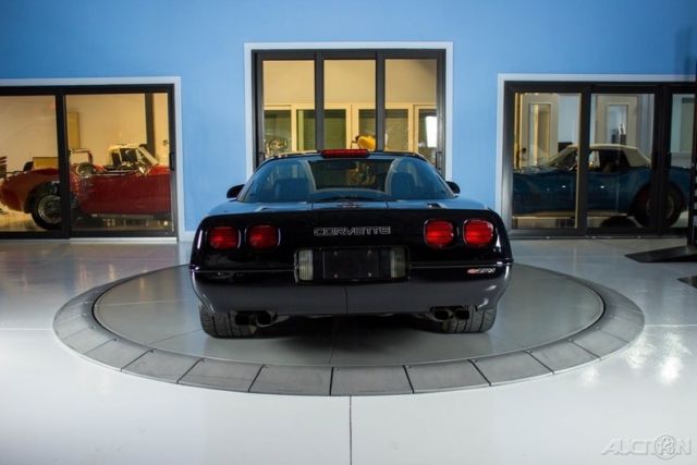 1991 Black Chevrolet Corvette Hatchback