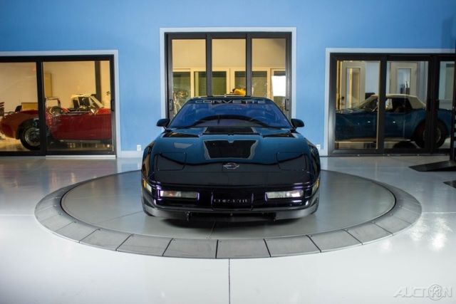 1991 Black Chevrolet Corvette Hatchback