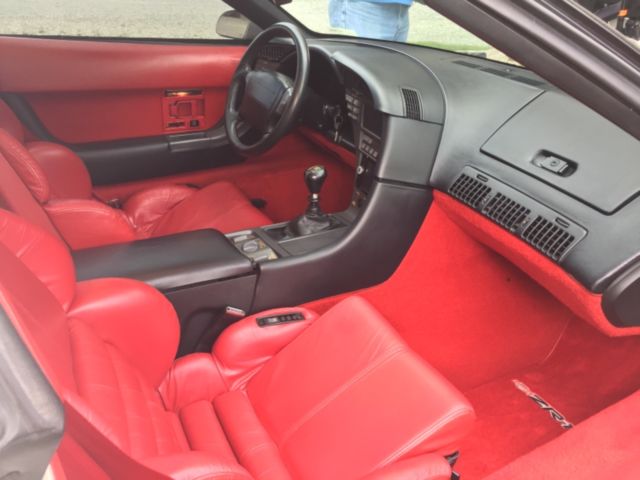 1991 White Chevrolet Corvette Coupe