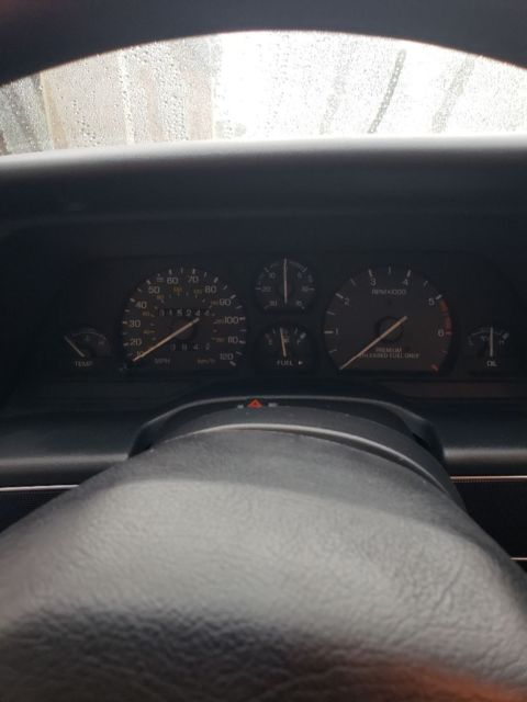 1991 Red Ford Thunderbird Coupe