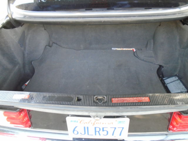 1991 Black Mercedes-Benz S-Class sedan