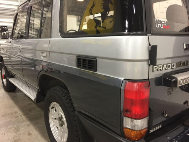 1900 Gray Toyota Land Cruiser SUV