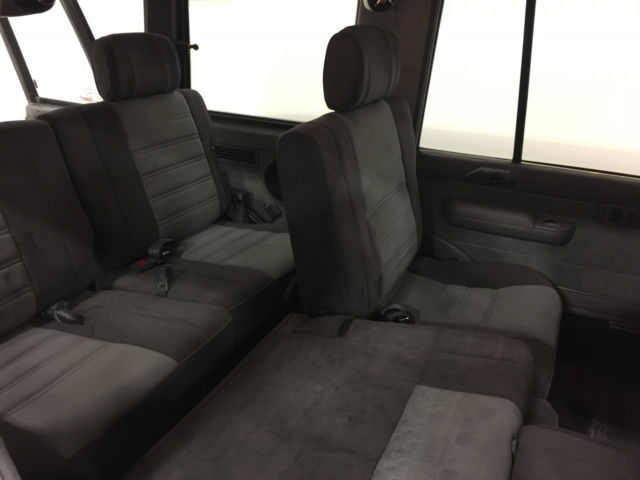 1900 Gray Toyota Land Cruiser SUV