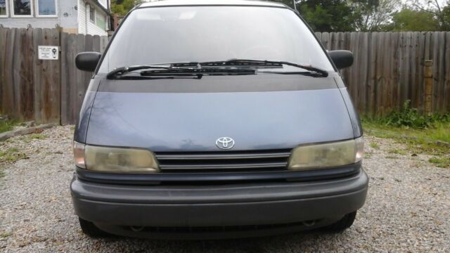 1991 Blue Toyota Previa 3 Door Mini Van