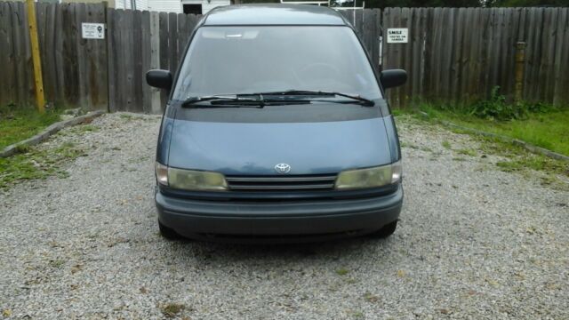 1991 Blue Toyota Previa 3 Door Mini Van