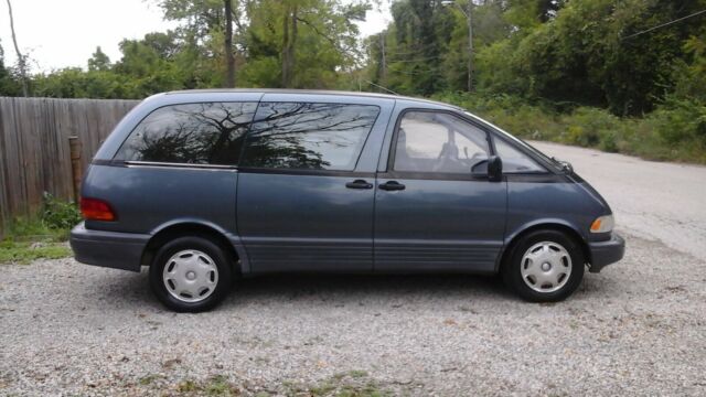 1991 Blue Toyota Previa 3 Door Mini Van