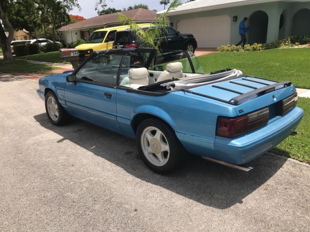 1992 Bimini Blue Ford Mustang Convertible
