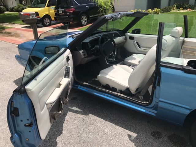 1992 Bimini Blue Ford Mustang Convertible