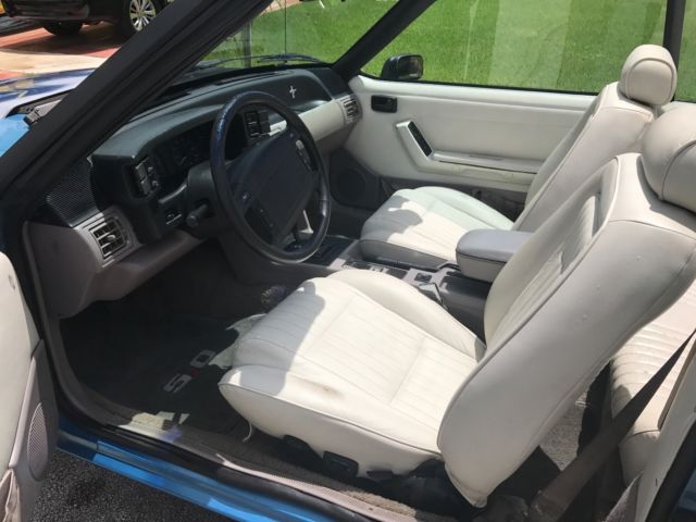1992 Bimini Blue Ford Mustang Convertible