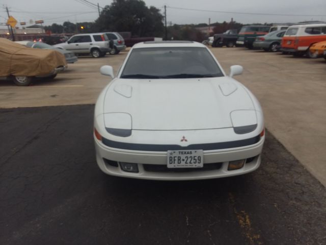 1992 White Mitsubishi 3000GT Hatchback