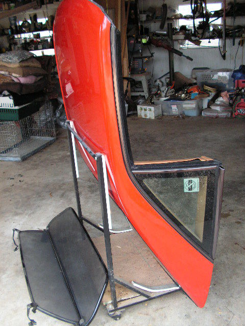 1992 Red Mercedes-Benz 500-Series Convertible