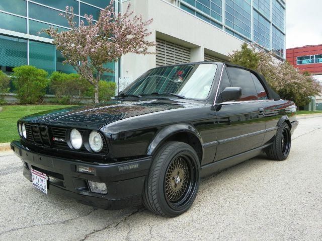 1992 Black BMW 3-Series Convertible