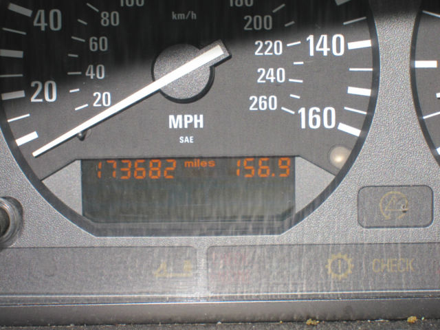 1992 Red BMW 3-Series Coupe