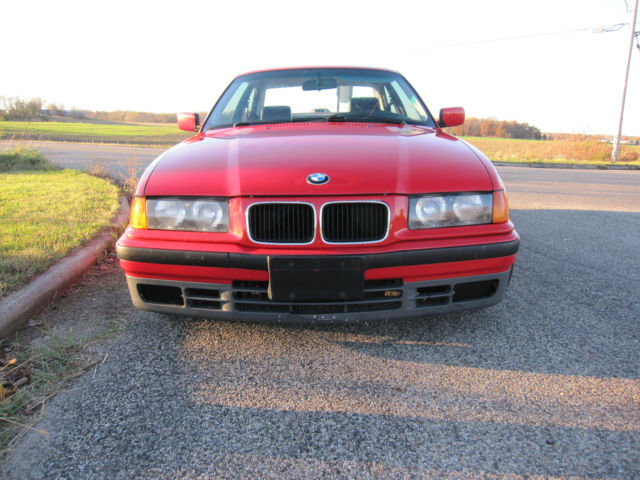 1992 Red BMW 3-Series Coupe