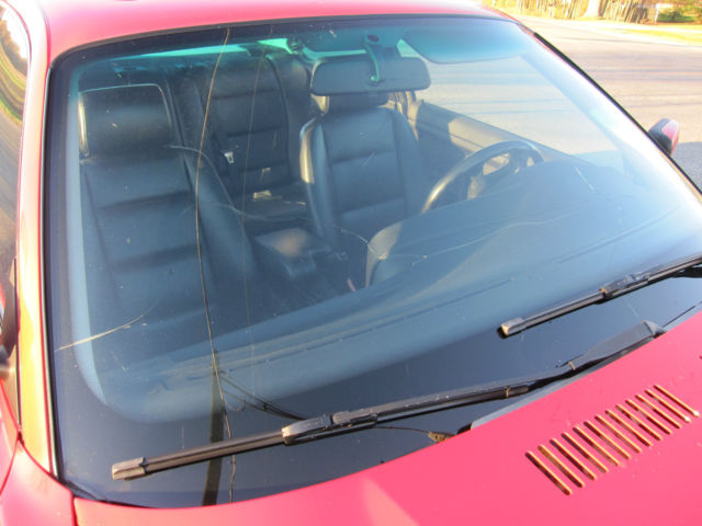 1992 Red BMW 3-Series Coupe