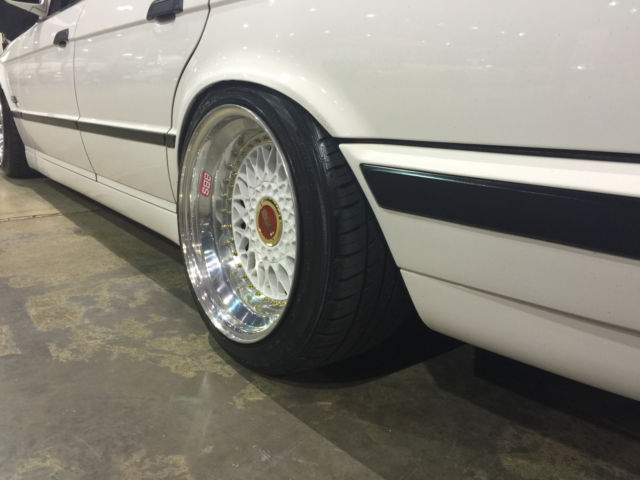 1992 Gray BMW 5-Series 4 DOOR SEDAN