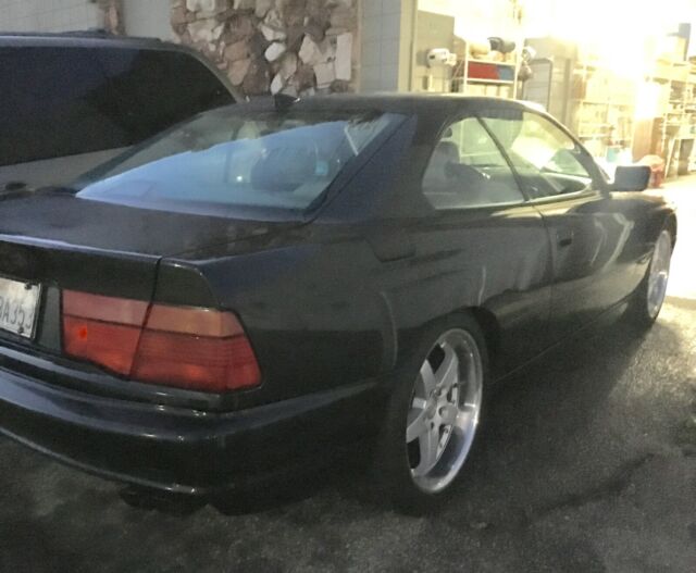 1992 Gray BMW 8-Series Coupe