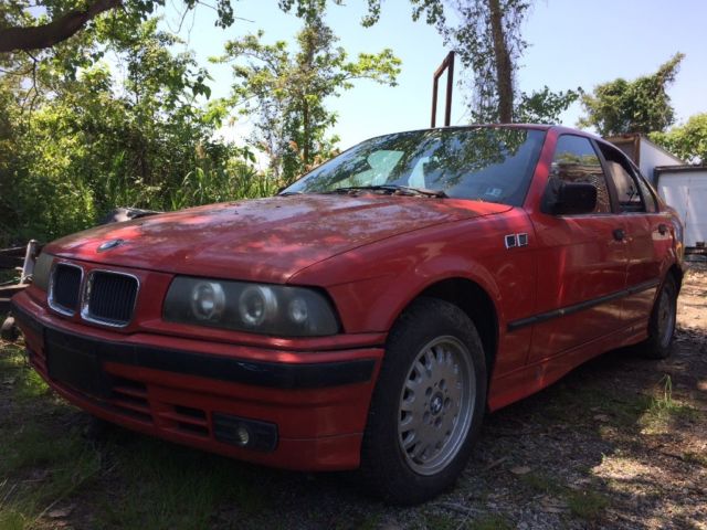 1992 Red BMW 3-Series Sedan