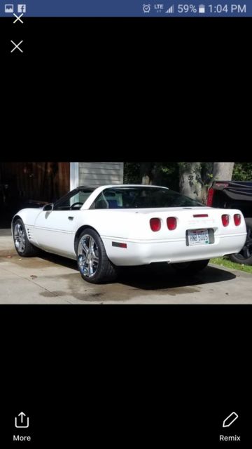 1992 White Chevrolet Corvette