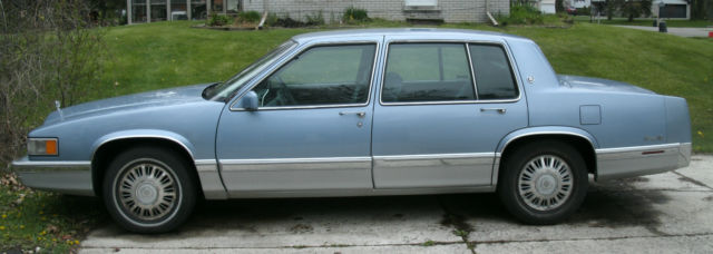 1992 Green Cadillac DeVille Sedan