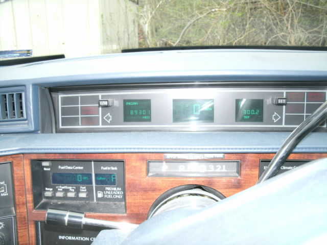 1992 Green Cadillac DeVille Sedan