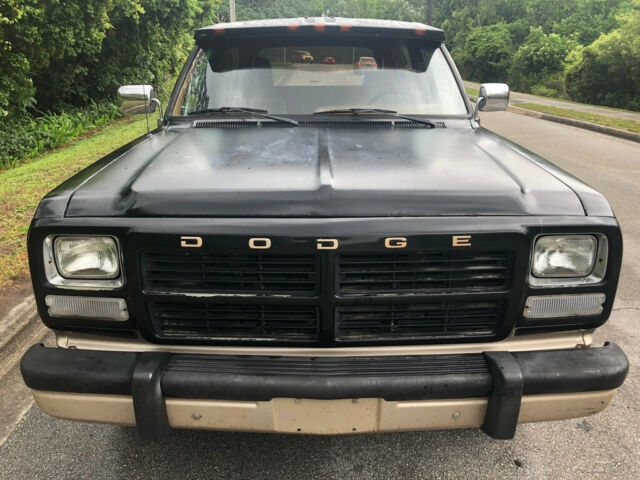 1992 Black Dodge Ramcharger SUV
