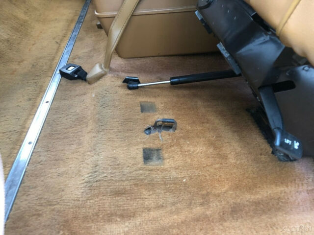 1992 Black Dodge Ramcharger SUV