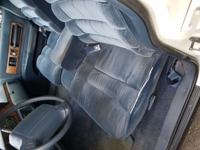 1992 White Chevrolet Capriceold Sedan