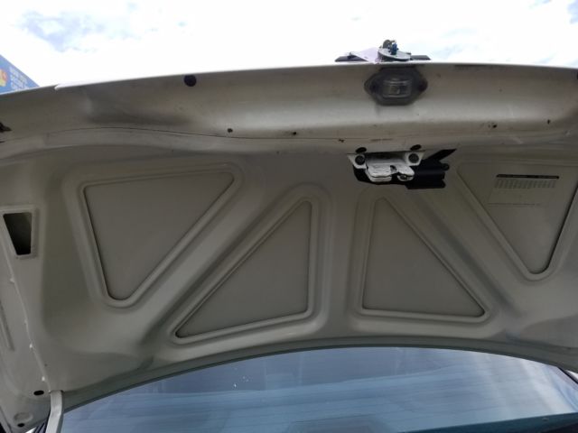 1992 White Chevrolet Capriceold Sedan