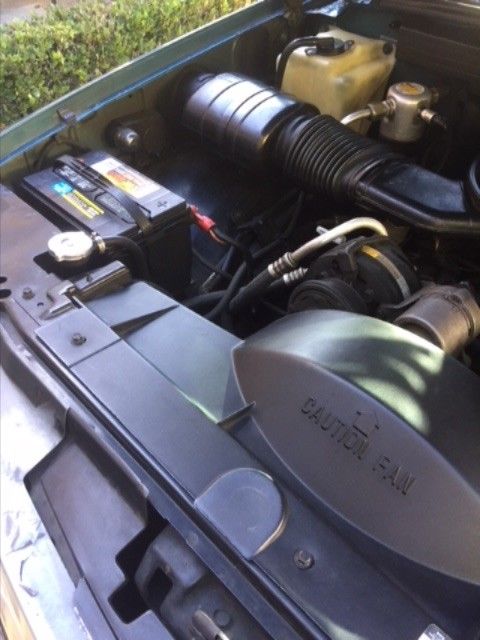 1992 Brown Chevrolet Suburban SUV