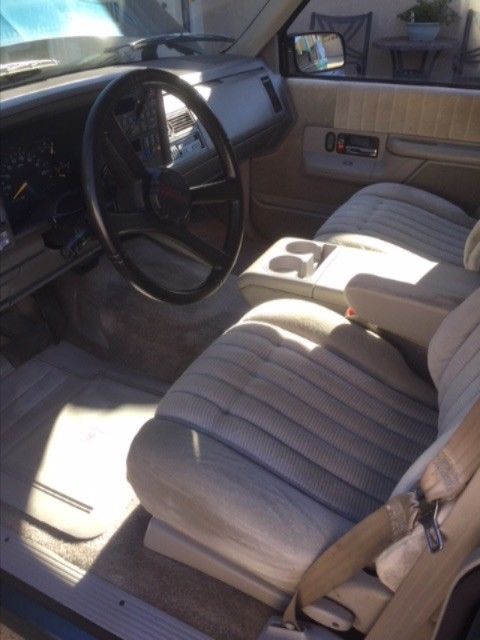 1992 Brown Chevrolet Suburban SUV