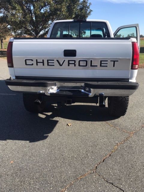 1992 White Chevrolet C/K Pickup 1500 Extended Cab Pickup