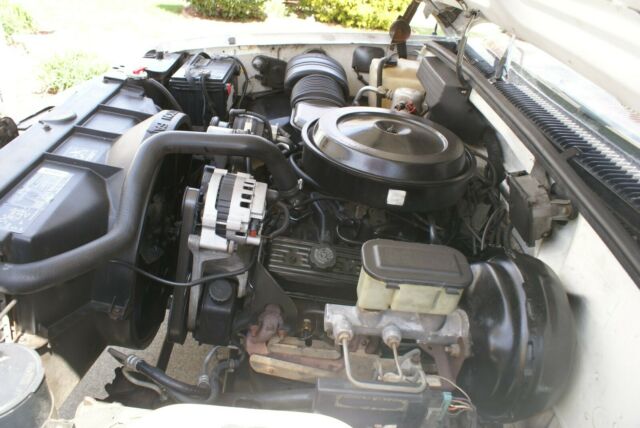 1992 White Chevrolet C/K Pickup 2500 Standard Cab Pickup