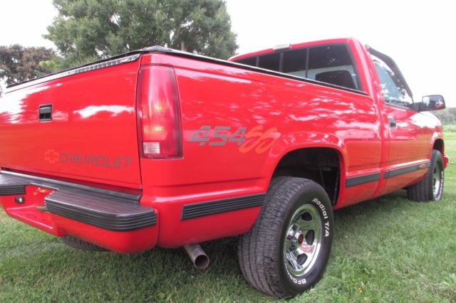 1992 RED Chevrolet C/K Pickup 1500 Standard Cab Pickup