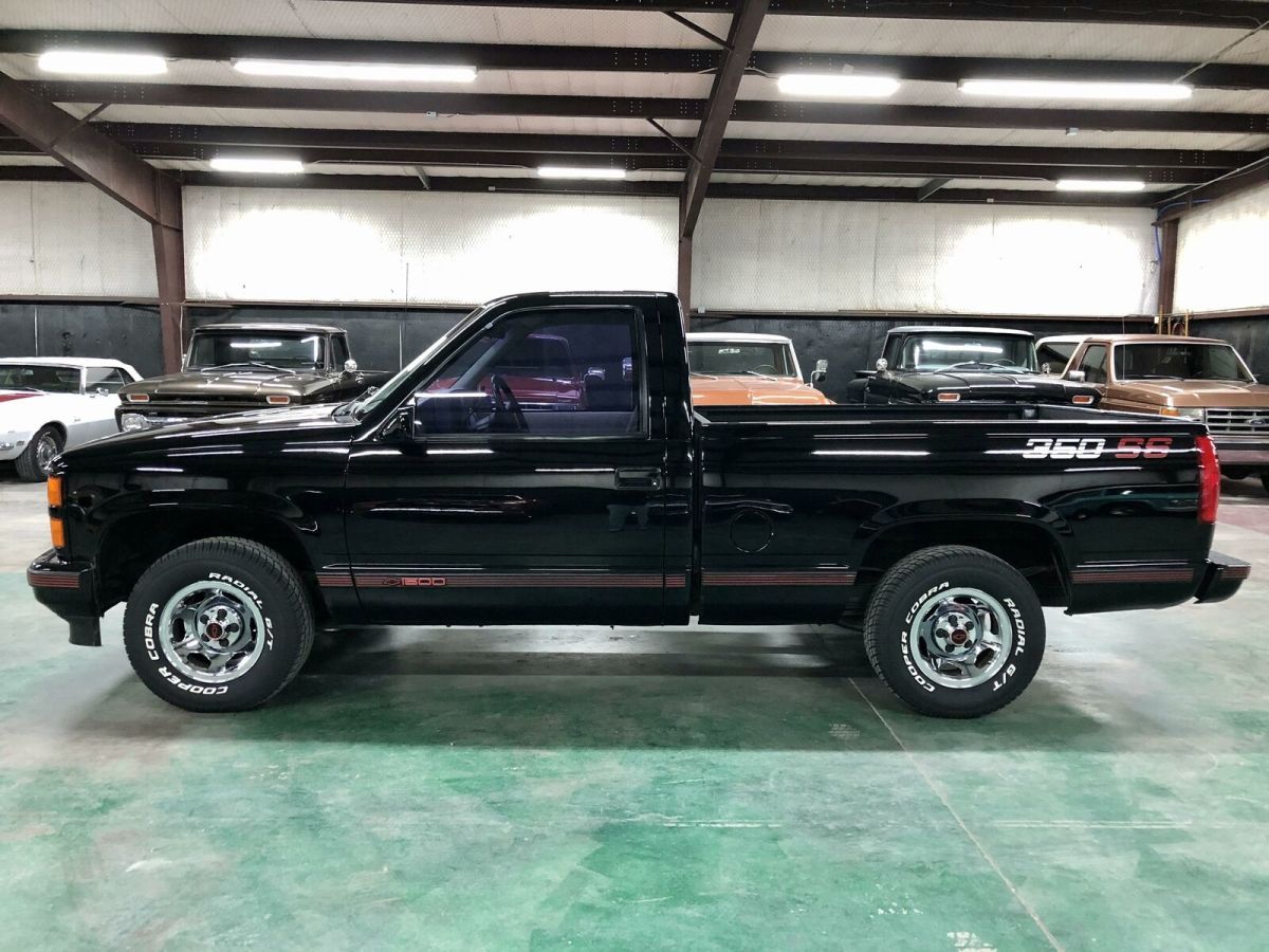 1992 Black Chevrolet C/K Pickup 1500 --