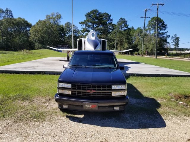 1992 Black Chevrolet C/K Pickup 1500 Standard Cab Pickup