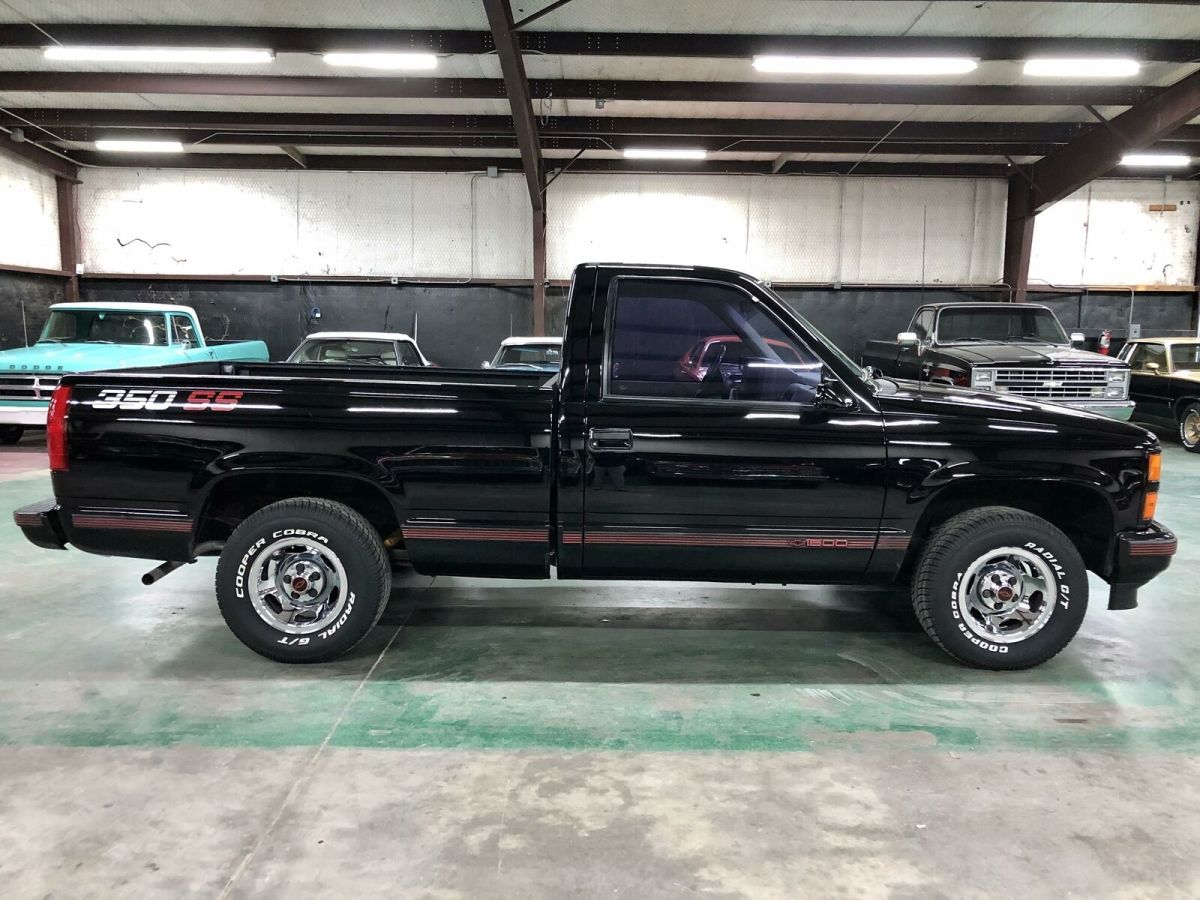 1992 Black Chevrolet C/K Pickup 1500 --